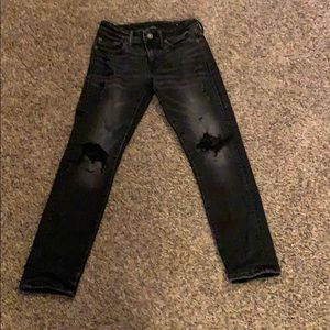 American eagle distressed jean